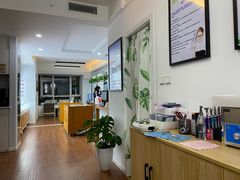 -视野联行眼镜•蔡司•依视路(温江店)