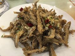 -唐师傅湘西名菜馆(武陵路店)