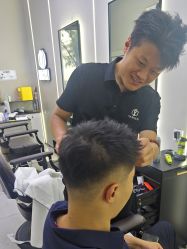 -尤司男士国潮理发馆