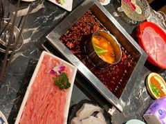 -二荆条·蜀鲜汇城市森林火锅