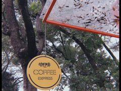 -灯塔咖啡馆BOOK·Coffee Shop