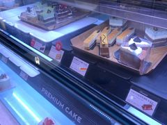 -巴黎贝甜(大宁国际商业广场店)