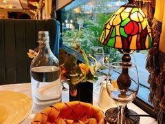 -火车头法国西餐厅