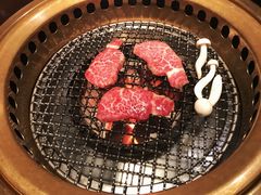 -山川小町·极番烧肉(新地假日广场店)