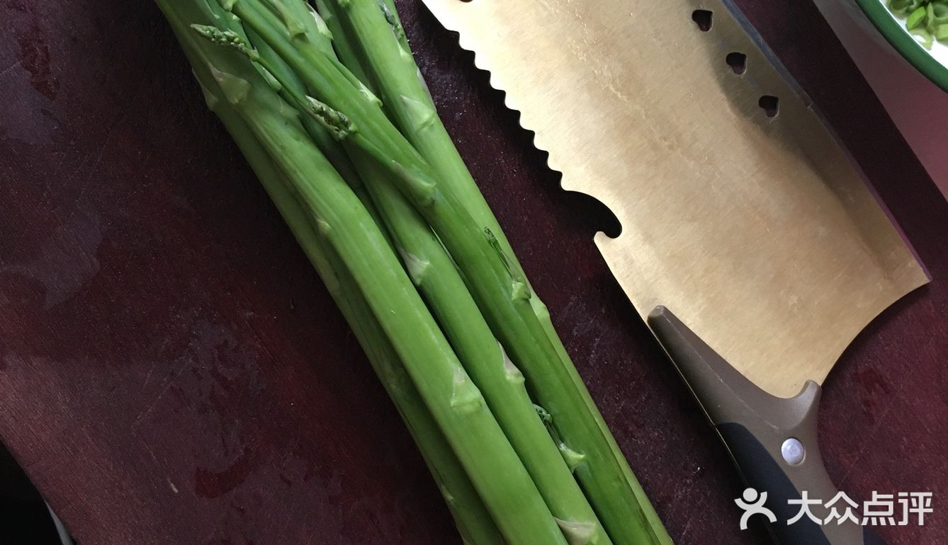 假式家常菜之美味的芦笋炒肉