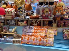 -名创优品(北京新中关购物中心地铁层店)