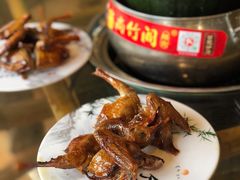 红烧乳鸽-尚竹阁冬瓜盅·18年地标美食(平洲店)