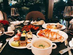 -瑞吉酒店·The Drawing Room闲逸廊·云端下午茶·夜奢Whiskey