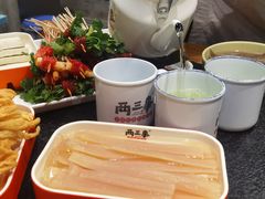 -两三事小郡肝串串香火锅(桂庙店)