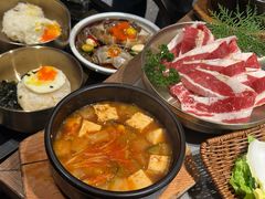 -草家酱蟹炭火烤肉店(珲春南路一店)