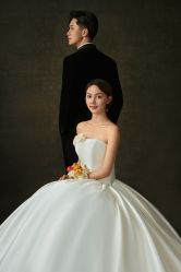 -乐派诗婚纱摄影