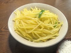 酸辣土豆丝-潇湘阁(望京SOHO店)