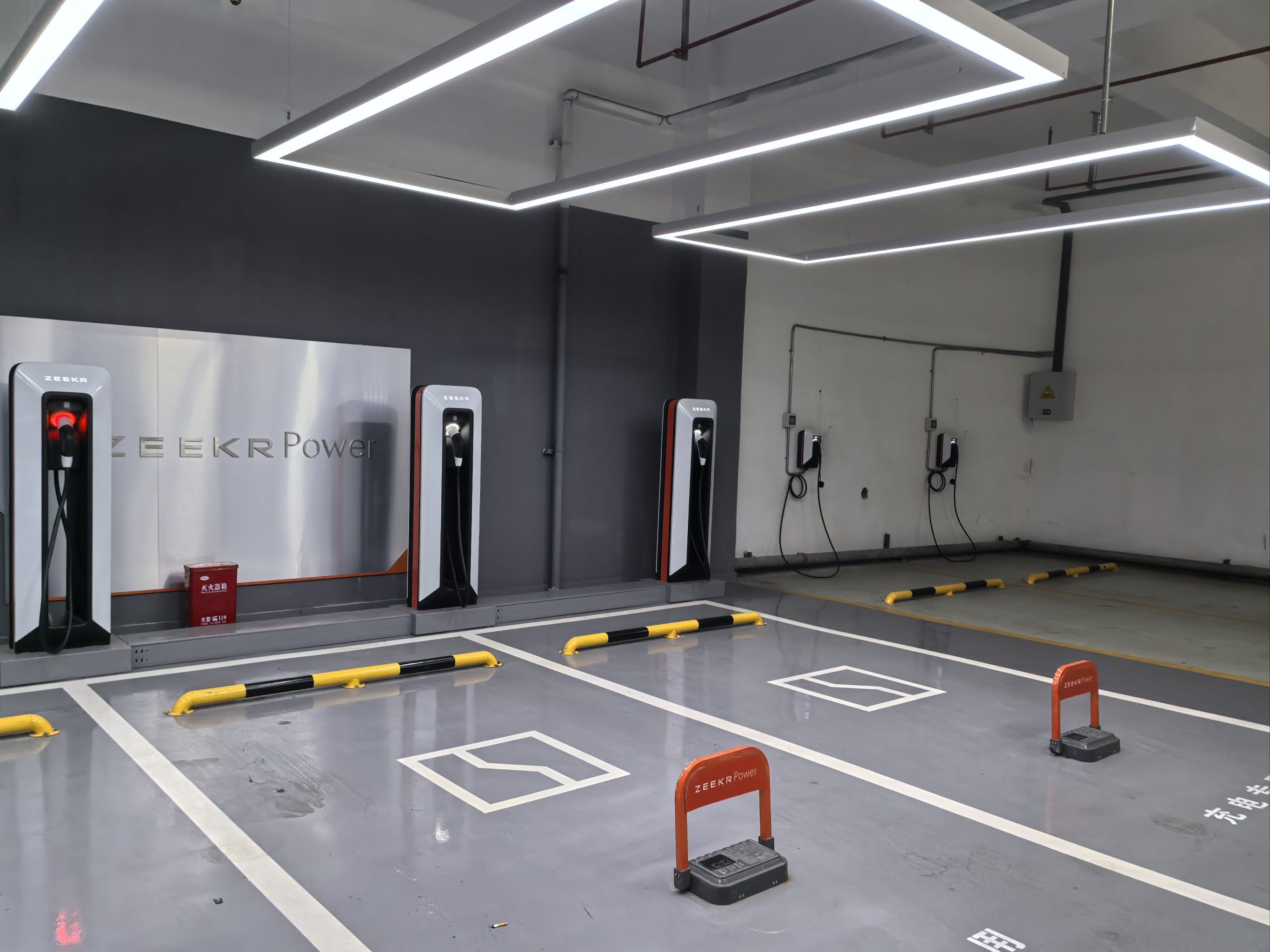 地下车库也有时尚风