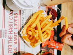 -The Habit Burger Grill 哈比特汉堡(爱琴海店)