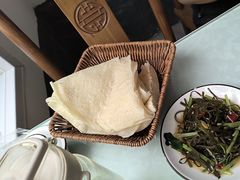 -秦扬居特色菜馆(上王村)