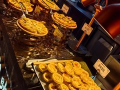 -黑金·寻焰自助百汇·烤肉·火锅(中街店)