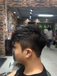 点击看大图 -首艺造型KM潮牌沙龙