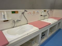 -龙格亲子游泳·水育早教运动中心(龙湾天街店)