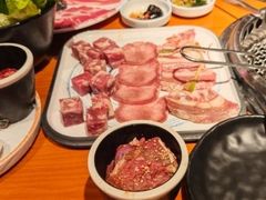 -拾勝牛·江景安格斯烧肉放题(江湾阳光天地店)
