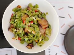 莴笋炒腊肉-渔芙南(三里屯店)