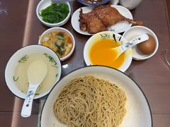 -百年老字号·观振兴蟹黄面·三虾面·苏式面(观前街富仁坊巷店)