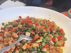 -川流不息·地道川菜·小龙虾(松东路店)