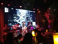 -胡桃里音乐酒馆(白云五号T5 MALL店)