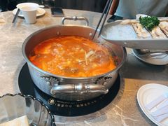 招牌番茄牛尾汤-一哥澳门豆捞·澳门风打边炉(高德置地店)