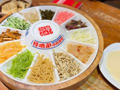 -怪噜范·老贵阳街头名小吃(鸿通城店)