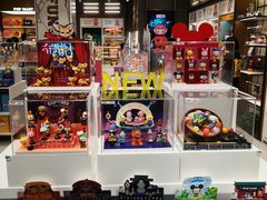 -泡泡玛特POPMART(蓝色港湾店)