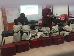 -童学馆·诗书礼乐少儿国学(光谷天地店)