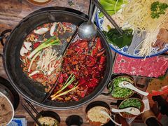 -周小明火锅(黑金冠社区店)