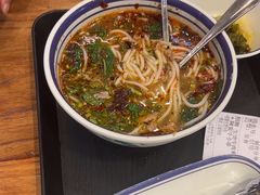 -云阿蛮云南生烫牛肉米线(奉贤路店)