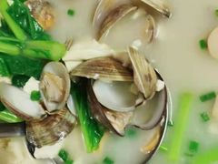 -鹏城人家海鲜酒家·23年老字号(较场尾店)