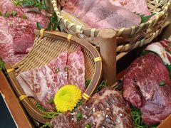 -山川小町·极番烧肉(新地假日广场店)