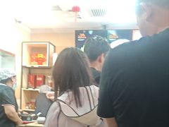-闫家驴肉老店(华电一校店)