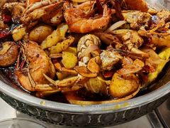 -休记光头香辣蟹干锅店(衣冠庙店)