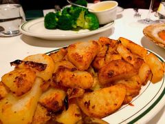 -Wolfgang’s Steakhouse 沃夫冈牛排馆(上海白玉兰广场店)