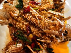 -老东镇啤酒屋海鲜加工·蒸汽海鲜·海鲜烧烤(台东店)