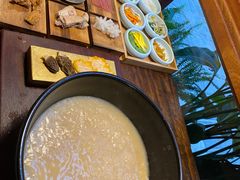 -银米·云南传统过桥米线(双廊黑金冠店)