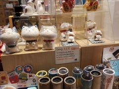 -猫的天空之城概念书店(杭州南宋御街店)