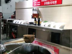 -重庆风光老灶火锅城(同德广场店)