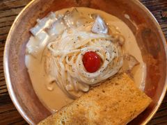 -I HOLIC艾豪丽披萨(KKone店)