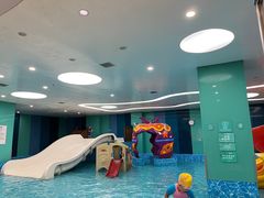 -Swim斯卫姆国际儿童游泳中心(红博中央公园店)