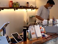 -Line 咖啡(石厦花园店)