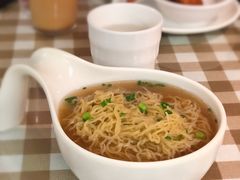 -新大咀港式茶餐厅(宝山万达店)