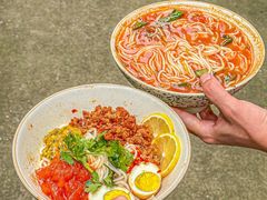 -粉八·云南米线·建水烧烤(常熟路店)