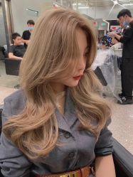 -AYO SALON