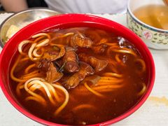 香菇烧肉面-全味面馆