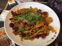 -拿渡·水煮鱼麻辣香锅(王府井奥莱·香江小镇店)